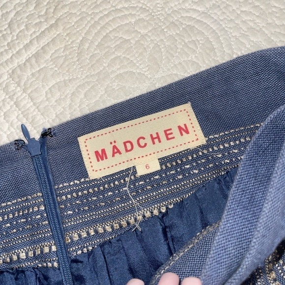 madchen Dresses & Skirts - Madchen embroidered denim skirt sold by anthropology